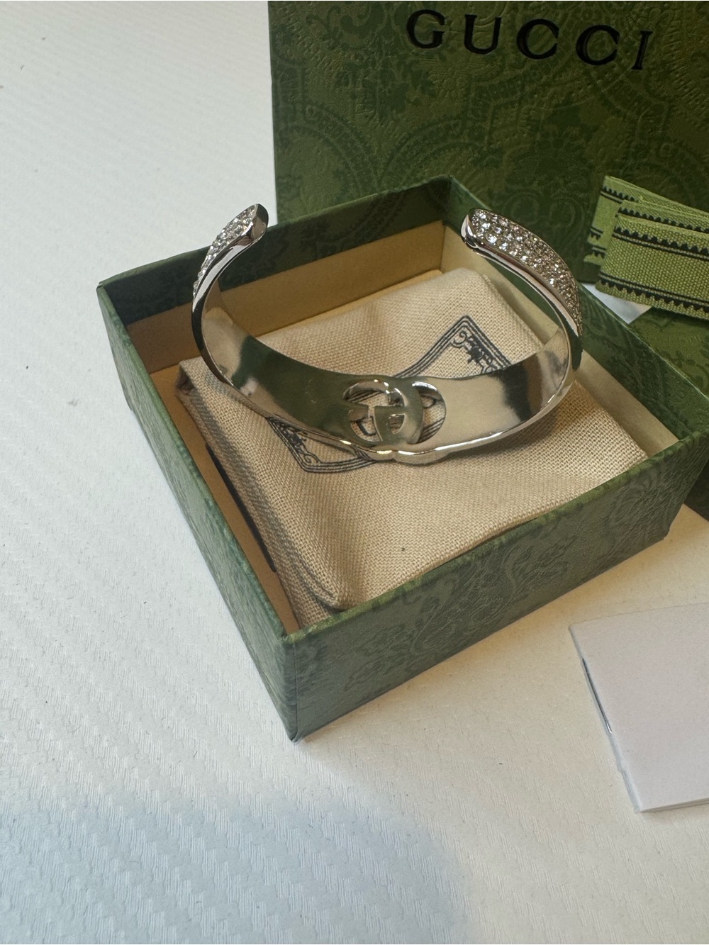 Gucci Silver Crystal Pavé Interlocking G Bangle Bracelet - Picture 7 of 9